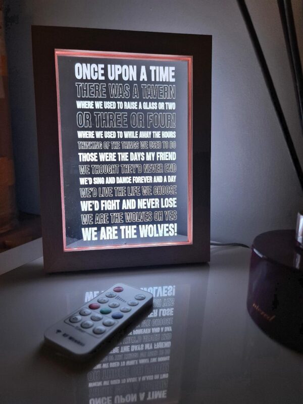 Wolves "Those were the days" Song Light - Image 5